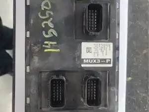 Used 2017 PACCAR Q21-1077-3-103 REV.D Chassis Control Module (Stock #105791)) Part Image