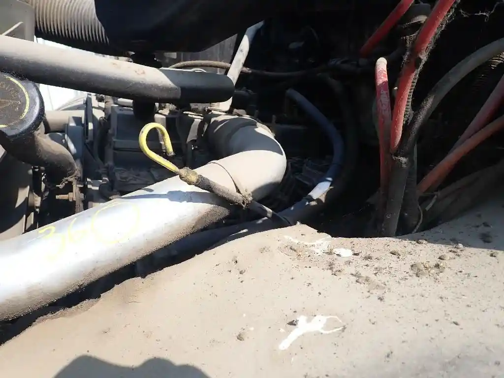 Image 1 of part Used 1999 CUMMINS ISB Engine Assy