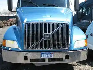 Used 1999 VOLVO/GMC/WHITE VN Hood (Stock #63292)) Part Image
