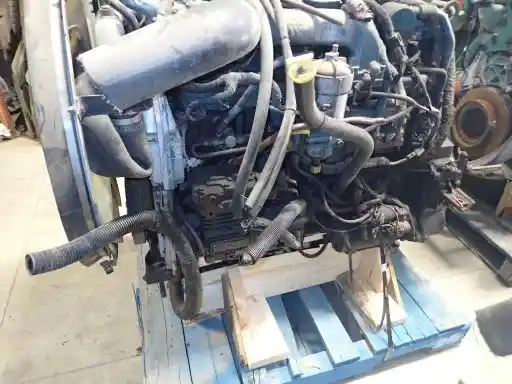 Image 3 of part Used 2006 INTERNATIONAL DT466E Engine Assy