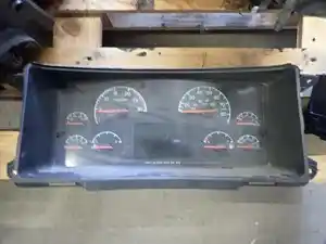 Used 2017 VOLVO/GMC/WHITE VNL780 Instrument Cluster (Stock #105968)) Part Image