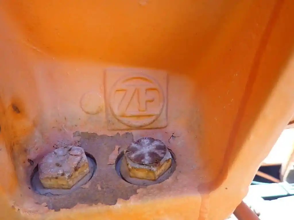 Image 3 of part Used 1997 ZF PK7500 Transmission Assy
