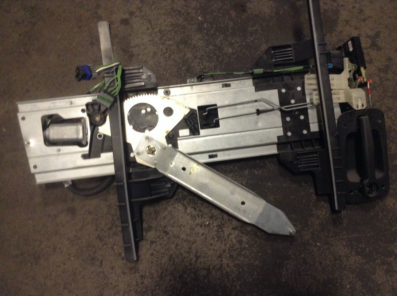 2004 International 4300 (Stock #24936723) | Door Window Regulators | TPI