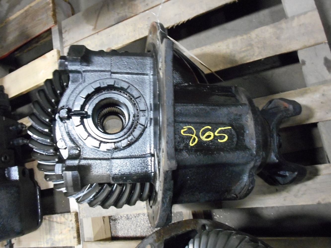  REAR-865 