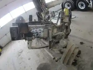 New Universal Mack CHU613 Front Axle, Complete (Stock #STEERAXLE-429)) Part Image