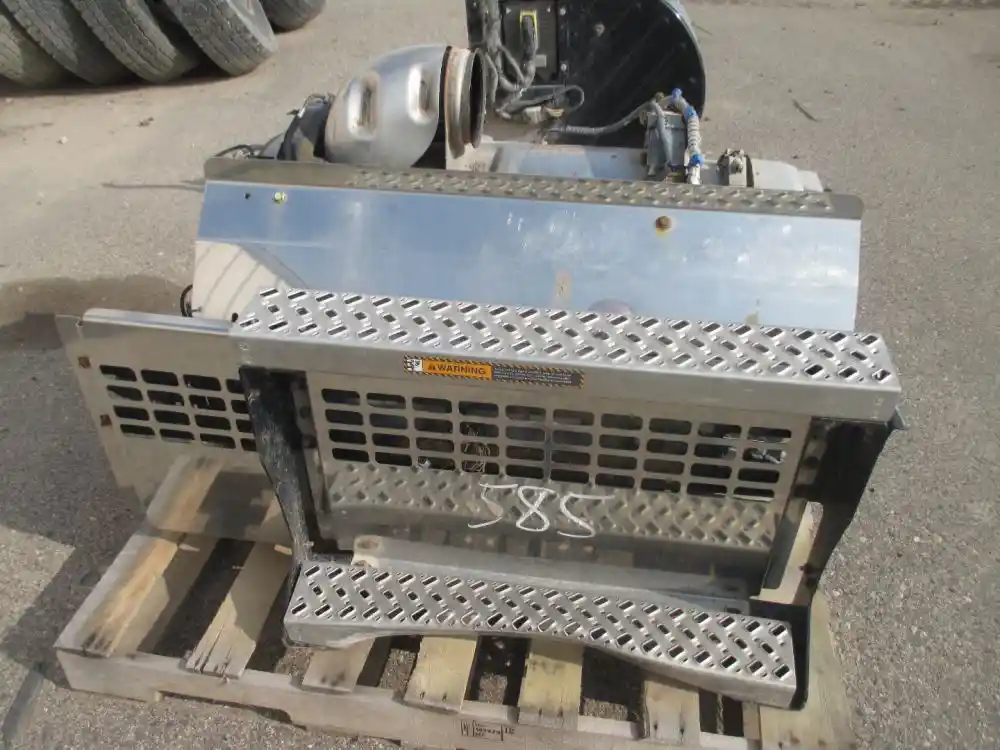  DPF-585 