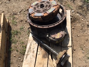 Used Mack E7 Flywheel Housing Image