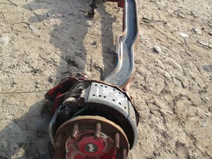 Used Mack Front Axle, Complete (Stock #STEERAXLE-184)) Part Image