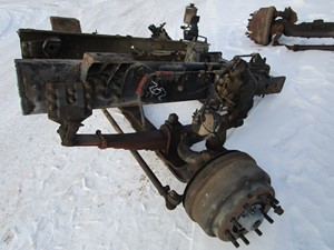 Used Sterling 9513 Front Axle, Complete (Stock #STEERAXLE-202)) Part Image