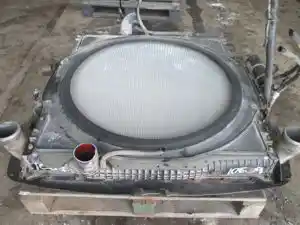 Used 2005 Mack CXN613 Radiator Image