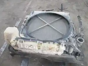 Used Mack CHU613 Radiator (Stock #RADIATOR-1024)) Part Image