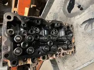 Used Mack ETECH Head Image