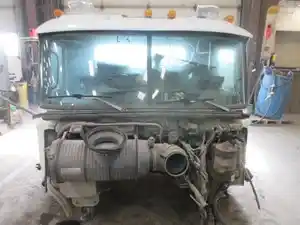 Used Mack GU813 Cab Image