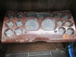Used Mack Instrument Cluster (Stock #DASH-63)) Part Image