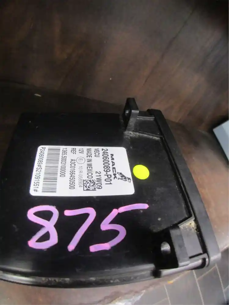  ECM-875 