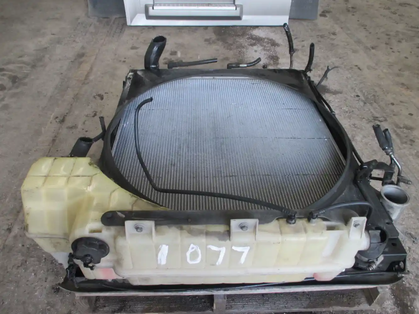  RADIATOR-1077 