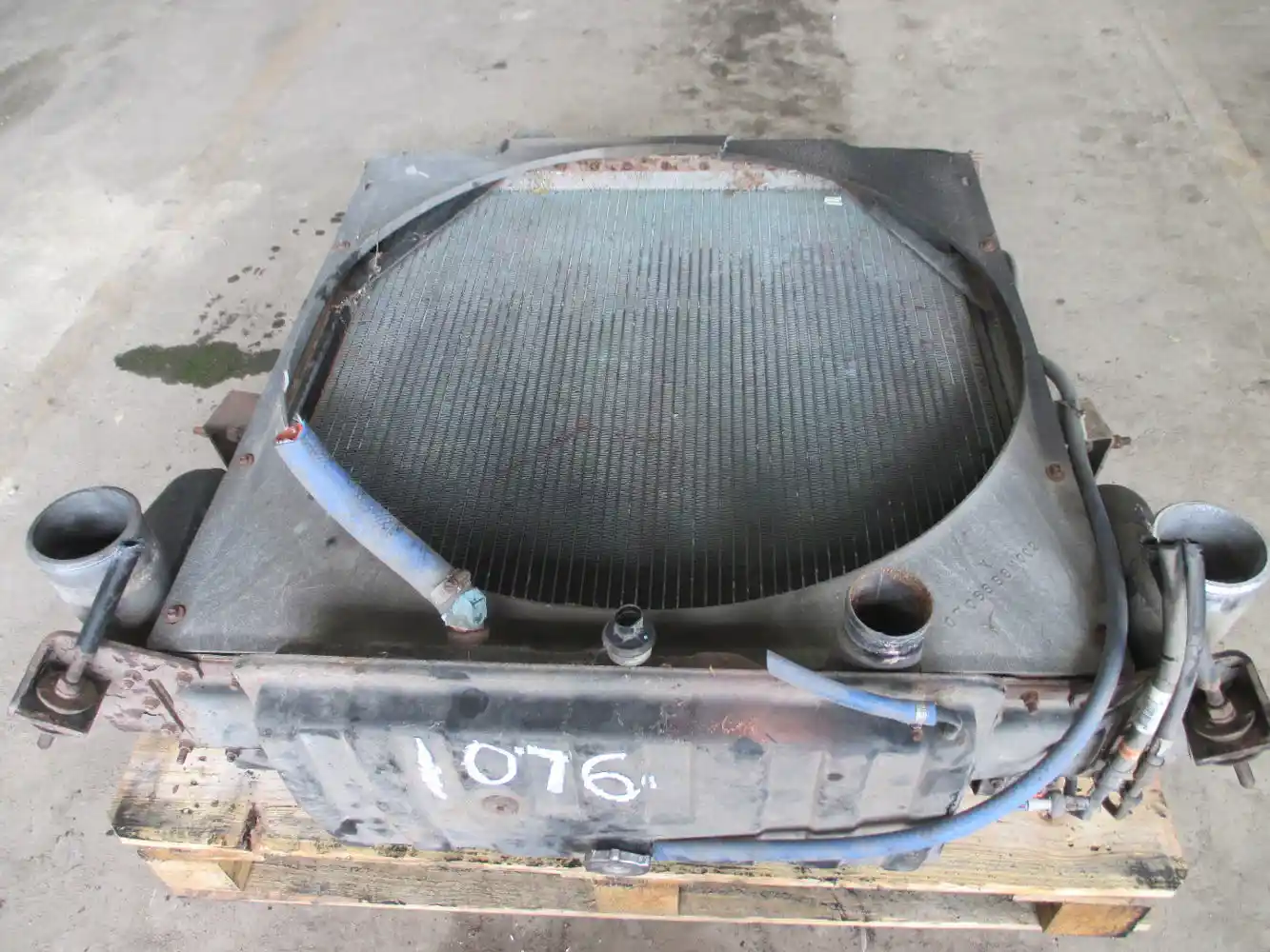  RADIATOR-1076 