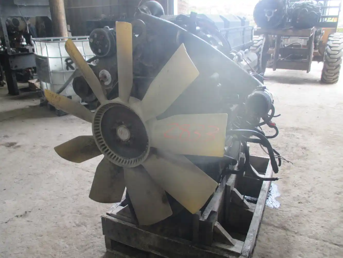  ENGINE-2833 