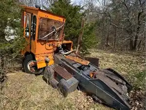 Salvage 1982 Ottawa Other - U-L3-9C Orange Spotter