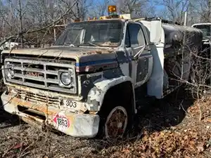 Salvage 1985 GMC C60 - U-L1-7 1980s GMC C60