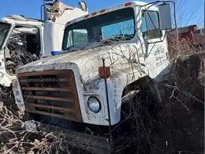 Salvage 1985 International 1754 - 4370