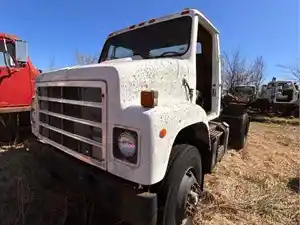 Salvage 1985 International 2375 - 3892