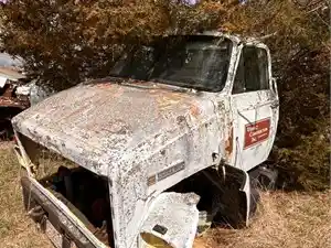 Salvage 1986 GMC Brigadier - 1858