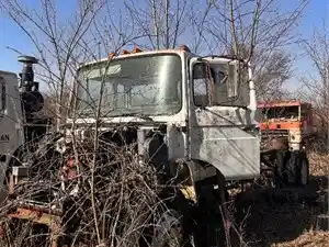 Salvage 1986 Mack CS200P - 1723