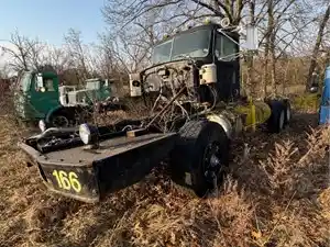 Salvage 1987 Autocar DK - 2083