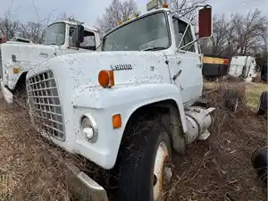 Salvage 1990 Ford L9000 - U-L5-10B 1990 L9000