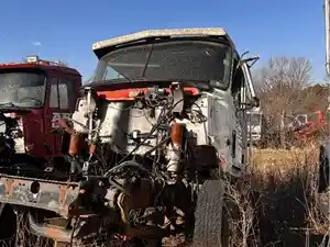 Salvage 1990 Mack CH613 - 4013