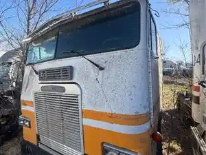 Salvage 1992 Freightliner FLA USF-1E HIGH - 2303