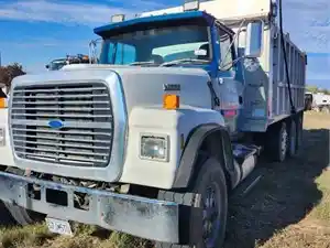 Salvage 1994 Ford LT9000 - 5239