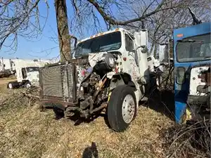 Salvage 1994 International F-8200 - 4398