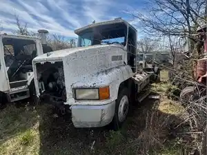 Salvage 1994 Mack CH613 - 3790