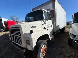 Salvage 1995 Ford LN7000 - 5084
