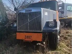 Salvage 1995 VolvoWhiteGMC Other - U-L4-10 wh