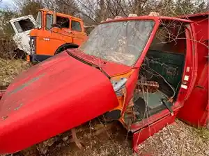 Salvage 1996 Ford Other - U-L4-9 1996 Ford 