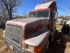 Salvage 1996 International 9400 - 4811
