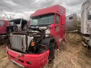 Salvage 1997 Freightliner Century Class 120 - 3958