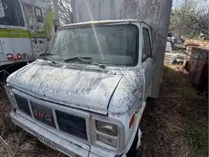 Salvage 1997 GMC Other - U-L3-4 FL FL GMC delivery
