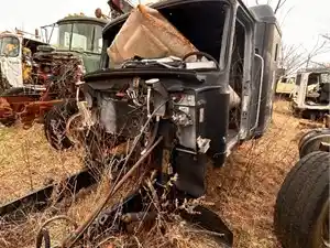 1997 Mack Truck for Parts (Stock #U-L4-15C 1997 Mack)) Part Image