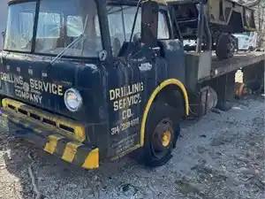 Salvage 1966 Ford L850 - 3730