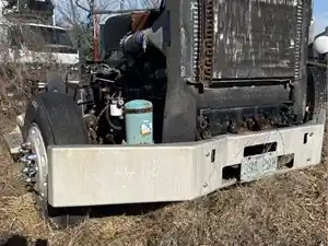 Salvage 1998 Freightliner FLD112SD - 4416