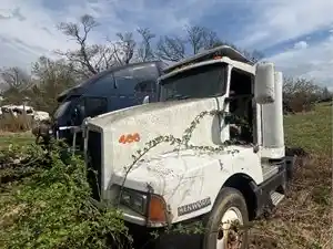 Salvage 1998 Kenworth T600 - 4093