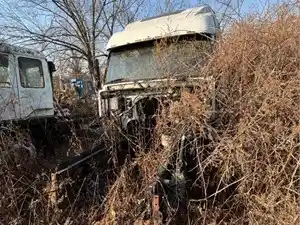 Salvage 1998 Volvo Other - U-L4-10B Volvo Sleeper
