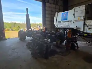 Salvage 1999 International 8100 - 5265