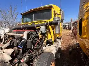 Salvage 1999 International 9900 - 4799