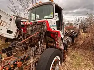 Salvage 1999 Mack Other - U-L4-15C 1999 Mack