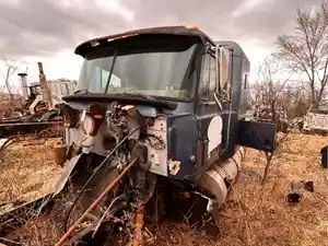 1990 Mack CH613 Truck for Parts (Stock #3827)) Part Image